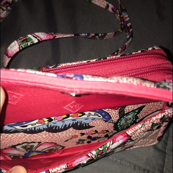Vera Bradley bad (can be used many ways) - Picture 3 of 8